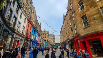 Colorful shops of Victoria Street in Edinburgh